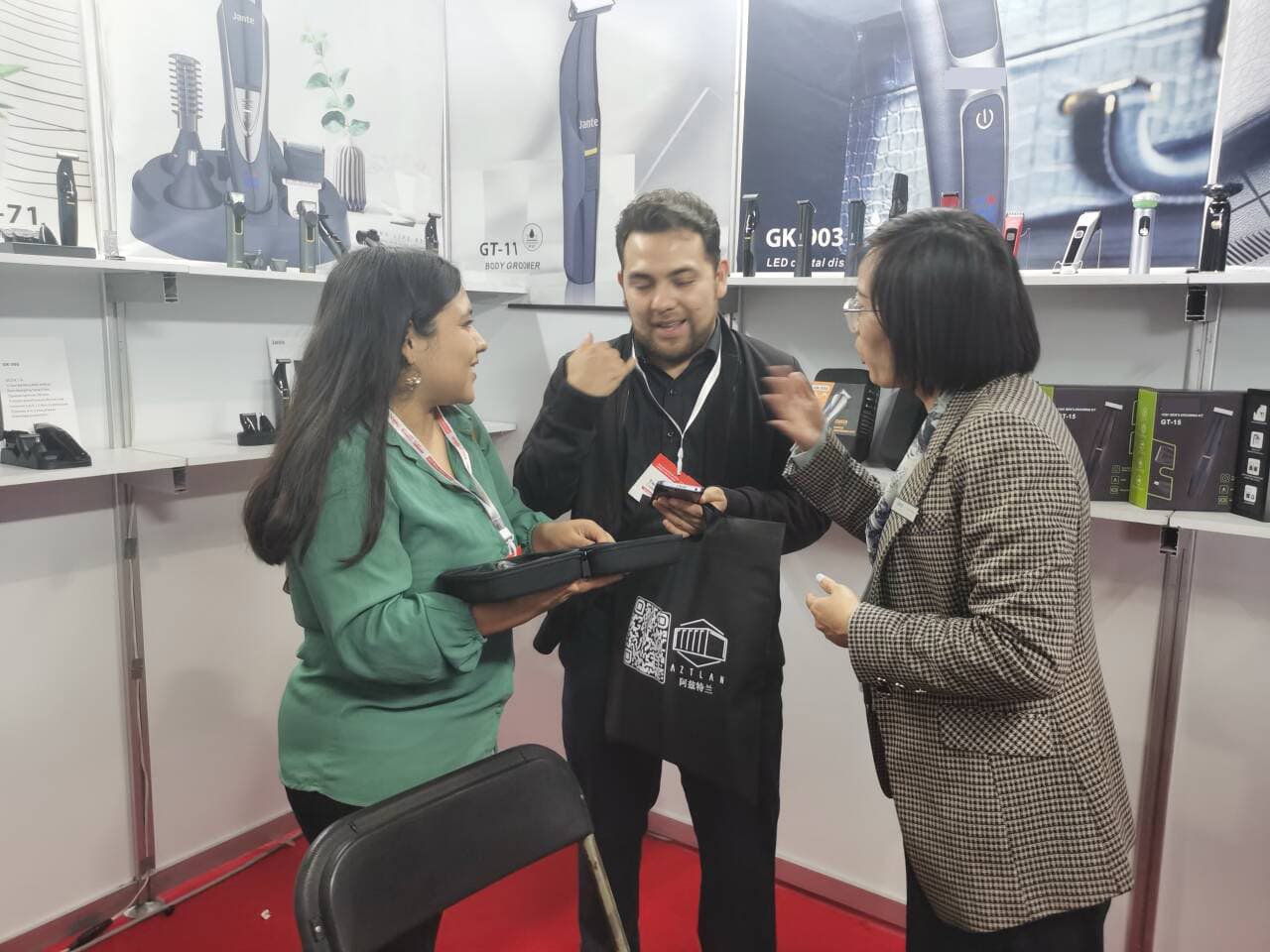 YEEPUL team welcoming global partners at an international trade exhibition